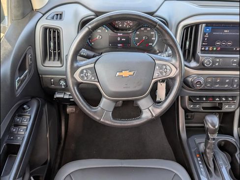 Used 2022 Chevrolet Colorado Z71 RWD image 10