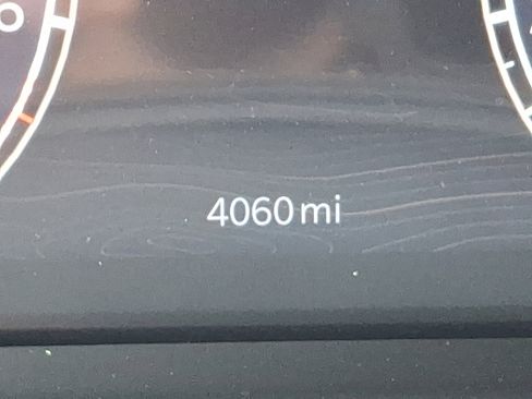 Certified 2025 Jeep Grand Cherokee Altitude image 22