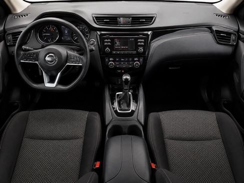 Used 2018 Nissan Rogue Sport SV FWD image 8