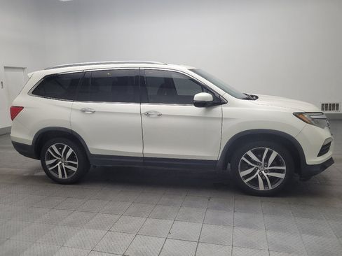 Used 2016 Honda Pilot Elite image 11