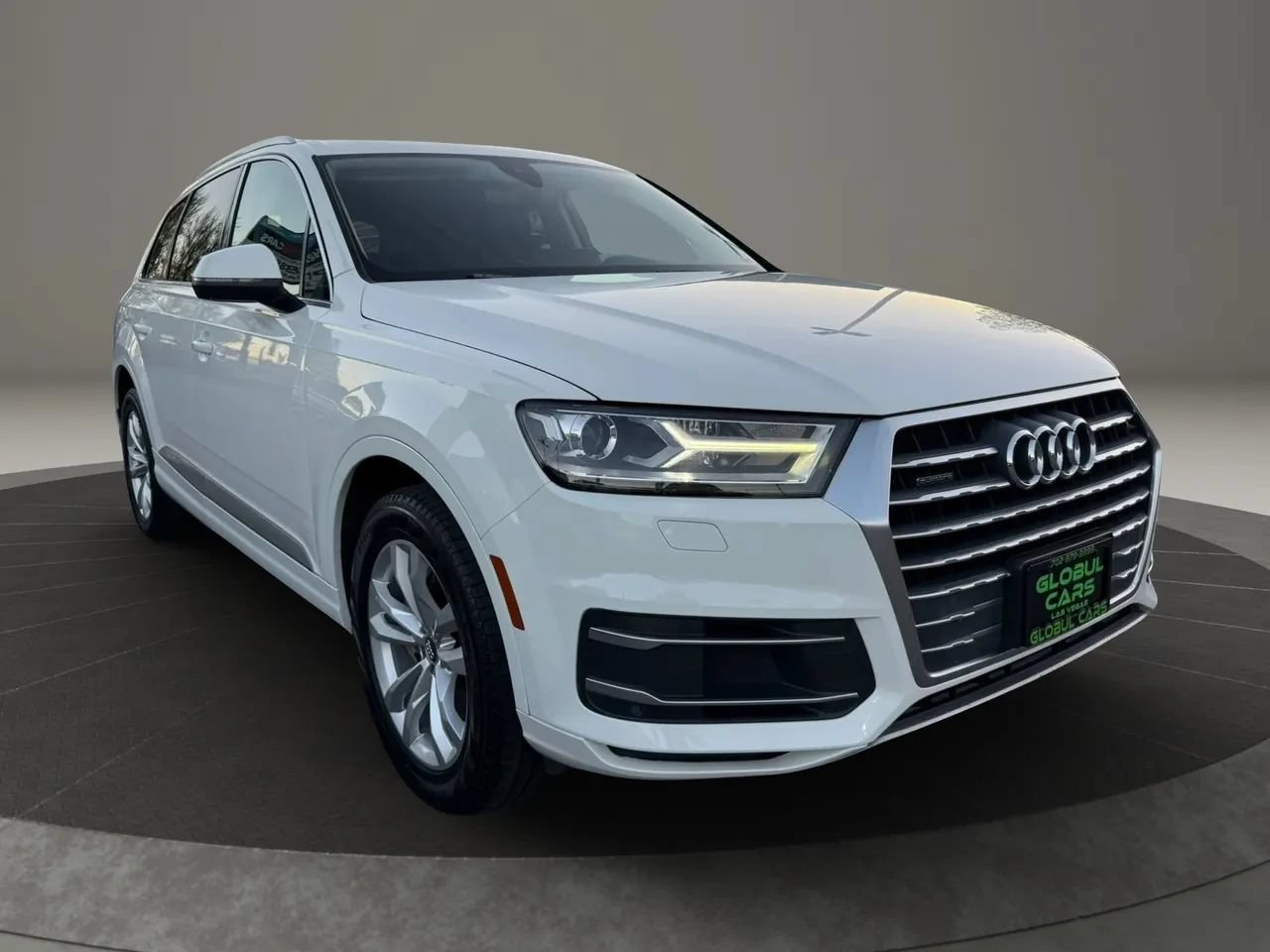 Used 2019 Audi Q7 2.0T Premium w/ Convenience Package AWD/4WD image 4