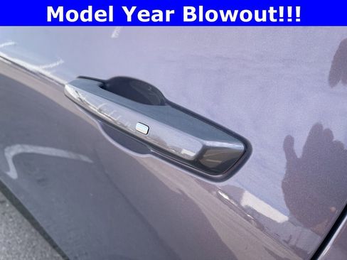 New 2024 Chevrolet Blazer EV RS image 29