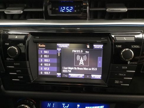 Used 2014 Toyota Corolla S w/ Driver Convenience Package image 24