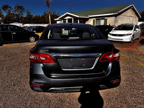 Used 2016 Nissan Sentra SV image 4