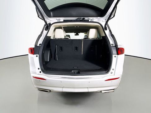 Used 2024 Buick Enclave Essence FWD image 26