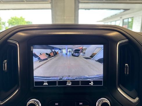 Used 2022 GMC Sierra 1500 AT4 w/ AT4 Premium Package AWD/4WD image 36