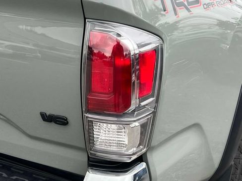 Certified 2023 Toyota Tacoma TRD Off-Road AWD/4WD image 13