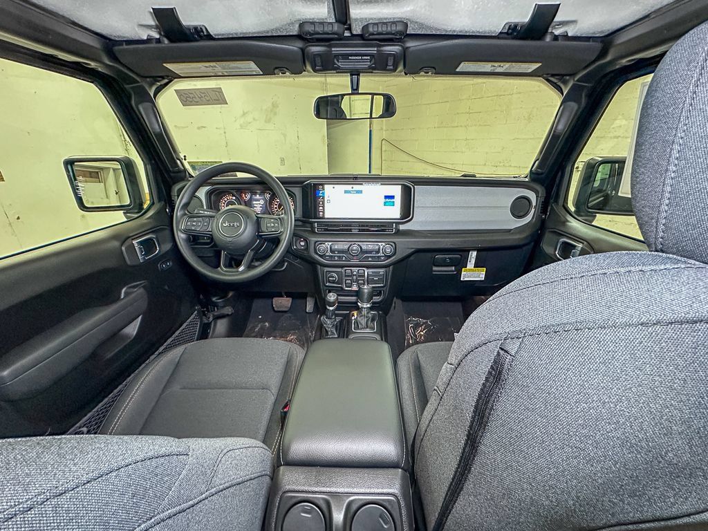 New 2026 Jeep Gladiator Sport AWD/4WD image 23