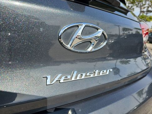 Used 2020 Hyundai Veloster 2.0 FWD image 39