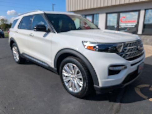 Used 2020 Ford Explorer Limited image 2