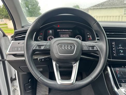 Used 2023 Audi Q7 3.0T Premium AWD/4WD image 31