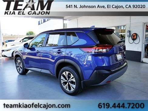 Used 2022 Nissan Rogue SV image 7