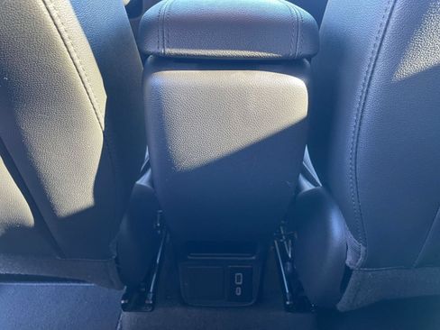 Used 2025 Buick Encore GX Preferred FWD image 24