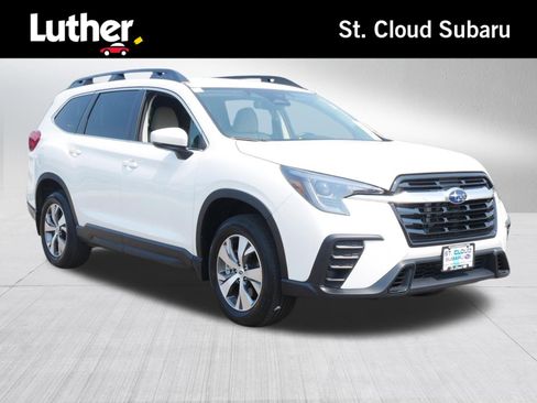 Certified 2025 Subaru Ascent Premium AWD/4WD image 1
