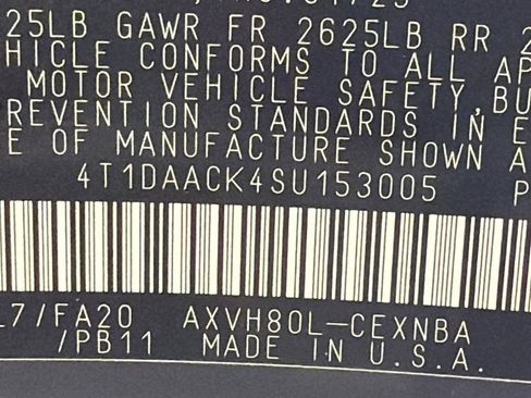 Used 2025 Toyota Camry LE image 31