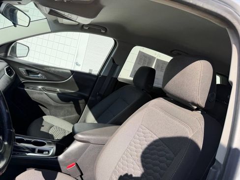 Used 2020 Chevrolet Equinox LT w/ Driver Convenience Package FWD image 19