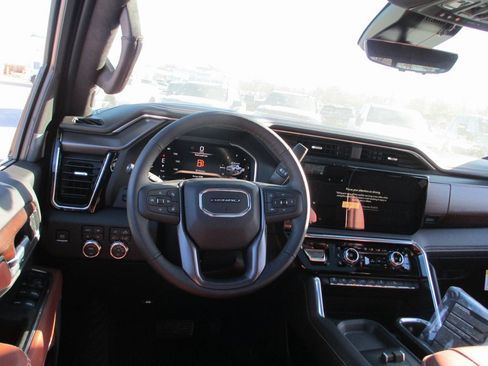 New 2026 GMC Sierra 2500 Denali Ultimate image 15