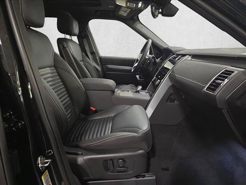 New 2026 Land Rover Discovery Limited Edition AWD/4WD image 10