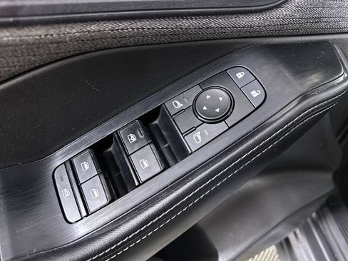 Used 2023 Nissan Rogue SV AWD/4WD image 24