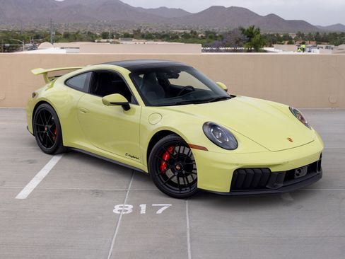 Used 2026 Porsche 911 Carrera GTS image 34