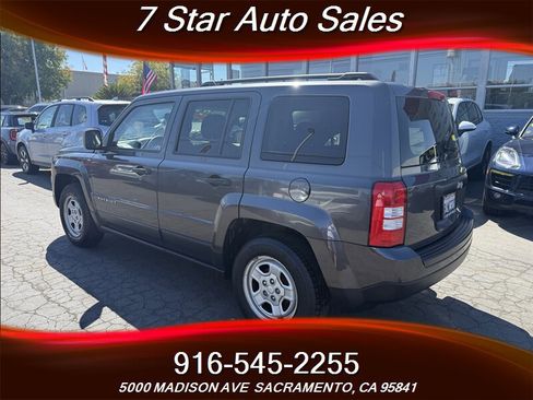Used 2016 Jeep Patriot Sport image 4