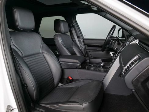 Certified 2023 Land Rover Discovery S R-Dynamic AWD/4WD image 3
