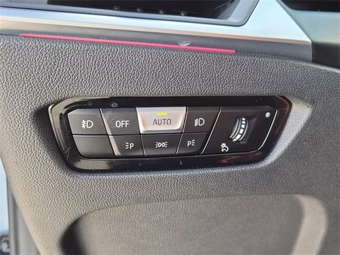 Used 2024 BMW 430i xDrive Convertible w/ M Sport Package image 22