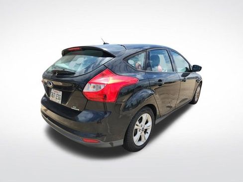 Used 2014 Ford Focus SE FWD image 9