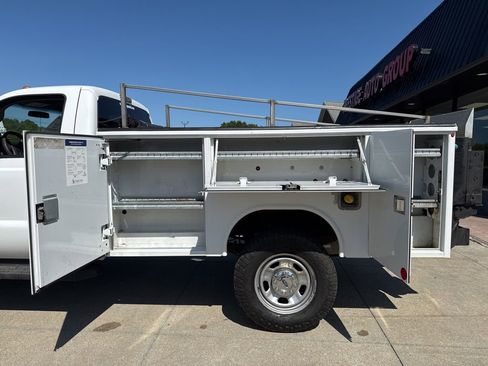 Used 2016 Ford F350 XL w/ Power Equipment Group AWD/4WD image 13