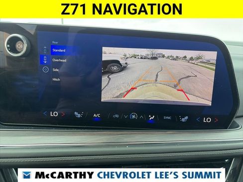 Certified 2025 Chevrolet Suburban Z71 AWD/4WD image 10