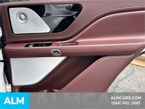 Used 2023 Lincoln Aviator Black Label w/ Class IV Trailer Tow Package image 19