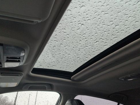 Used 2019 Subaru Crosstrek 2.0i Limited w/ Moonroof Package w/Navigation image 4