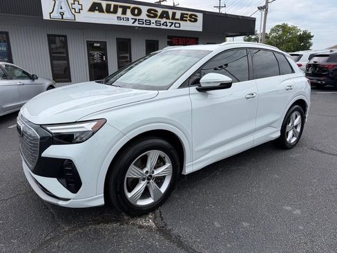Used 2022 Audi Q4 e-tron Premium Plus w/ Premium Plus AWD/4WD image 2