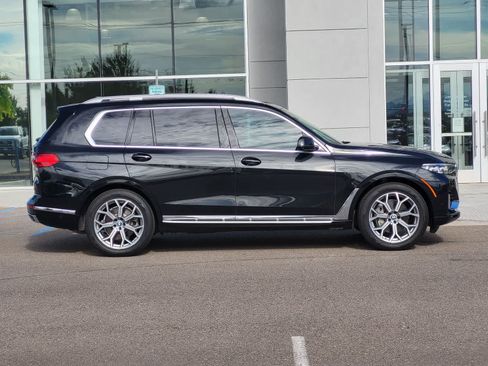 Used 2019 BMW X7 xDrive40i w/ Premium Package AWD/4WD image 4