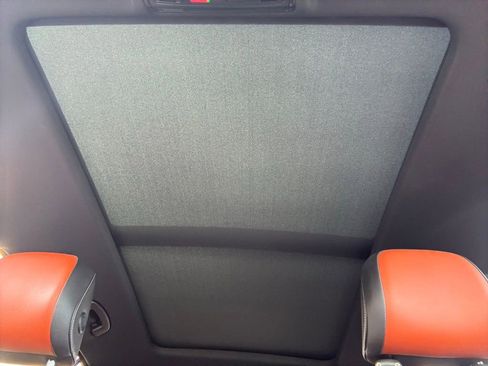 Used 2021 Volkswagen Tiguan SEL Premium R-Line image 42