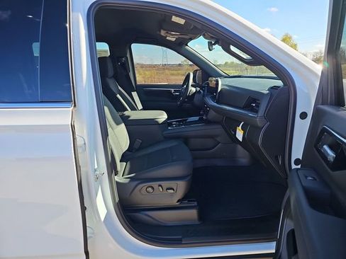 New 2026 Chevrolet Suburban LS RWD image 28