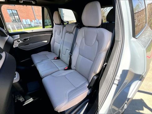 New 2026 Volvo XC90 T8 Ultra w/ Protection Package Premier AWD/4WD image 29