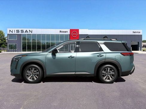New 2026 Nissan Pathfinder SL AWD/4WD image 16