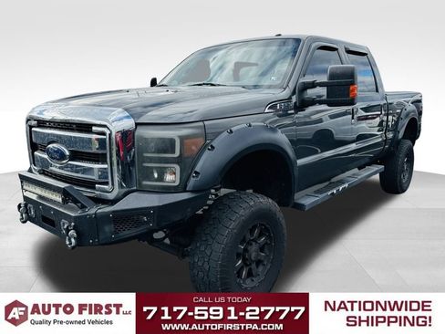 Used 2016 Ford F250 Lariat w/ Lariat Interior Package image 7