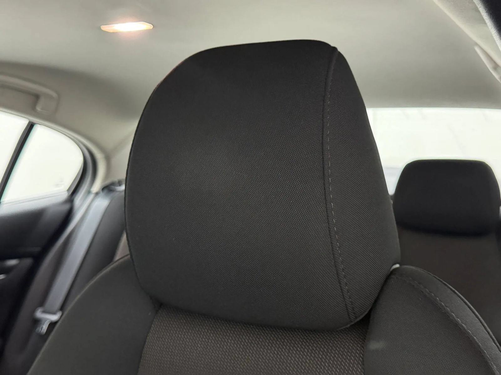 Used 2021 MAZDA MAZDA3 s FWD image 19