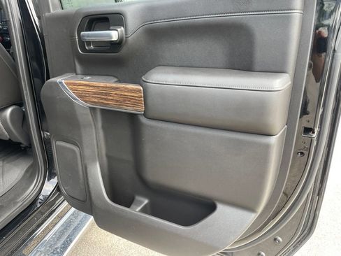 Used 2019 Chevrolet Silverado 1500 High Country AWD/4WD image 29