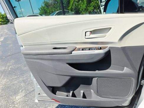 Used 2021 Toyota Sienna LE FWD image 30
