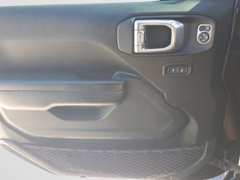 Used 2020 Jeep Wrangler Unlimited Rubicon AWD/4WD image 21