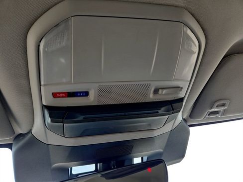 Used 2024 Subaru Ascent Premium w/ Convenience Package image 23