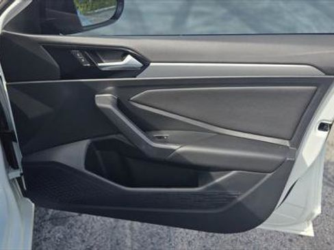 Used 2019 Volkswagen Jetta R-Line w/ R-Line Cold Weather Package image 21