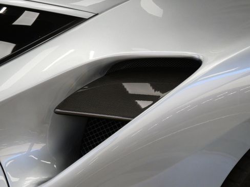 Used 2018 Ferrari 488 GTB RWD image 44