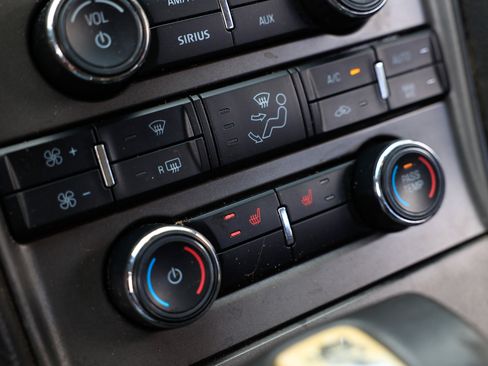 Used 2012 Ford Taurus SEL image 30