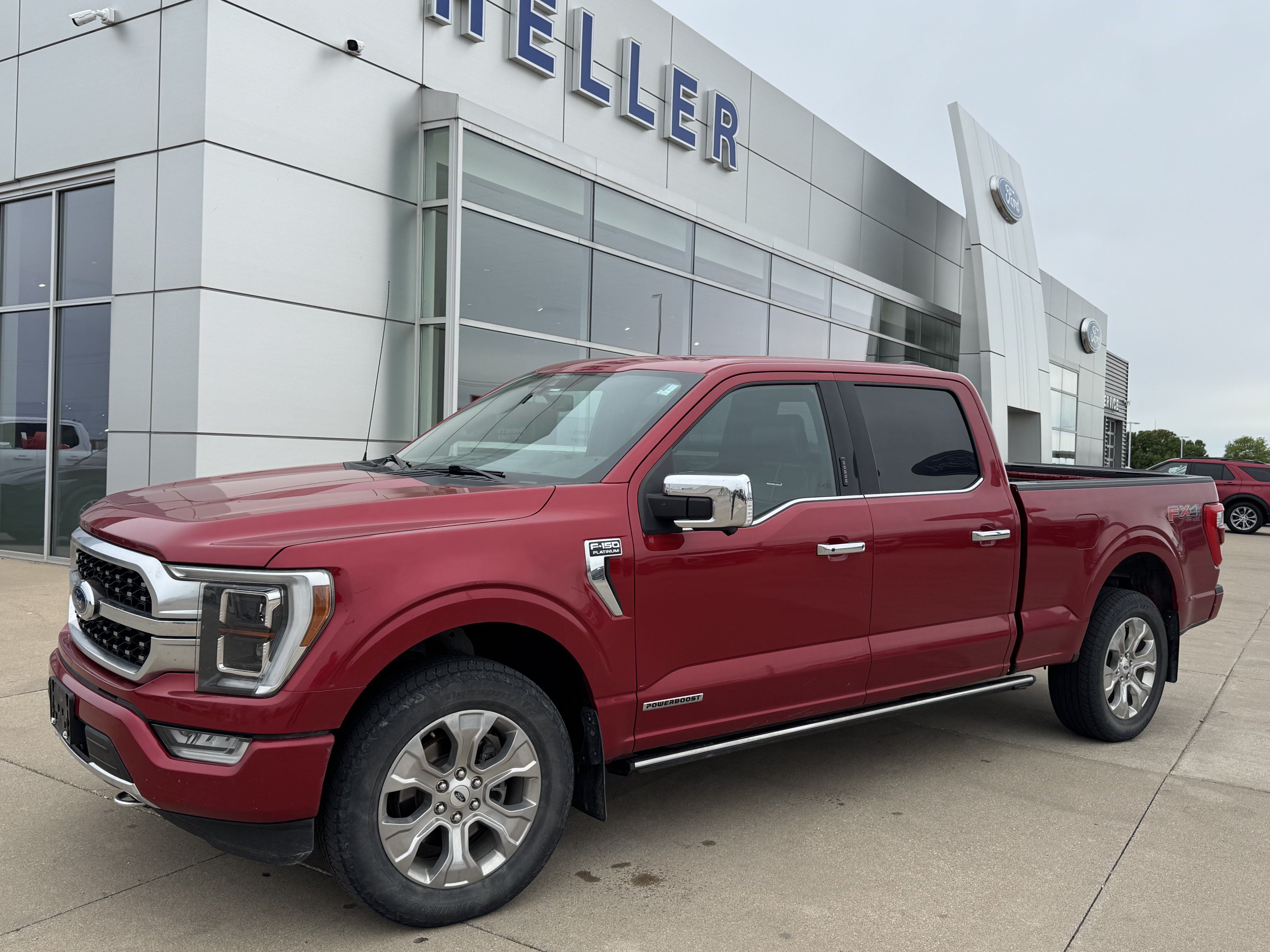 Used 2021 Ford F150 Platinum w/ FX4 Off-Road Package AWD/4WD image 3