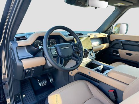 New 2026 Land Rover Defender 90 V8 AWD/4WD image 26