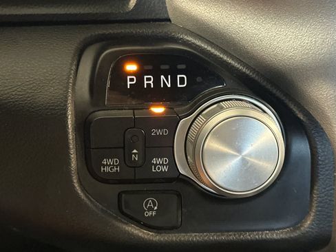 Used 2024 RAM 1500 Laramie AWD/4WD image 23